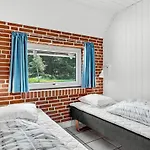 6 Bedroom Stunning In Rømø