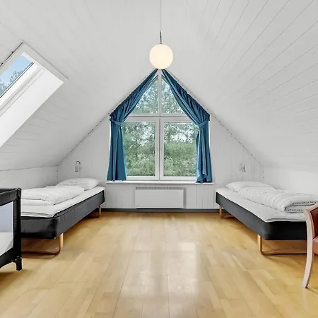 6 Bedroom Stunning In Romo * Romo